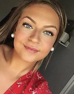 Femme célibataire 27 ans à Rouen