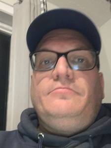 Tu veux prendre contact? célibataire 42 ans