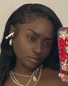 Femme célibataire 33 ans à Creteil