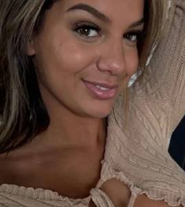 Femme célibataire 24 ans à Reims