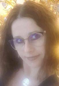 Femme célibataire 34 ans à Angers
