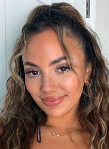 Stella jolie ronde, cherche une rencontre