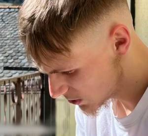 célibataire 19 ans