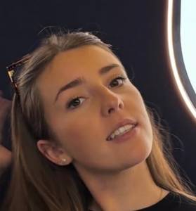 rencontre avec Monica