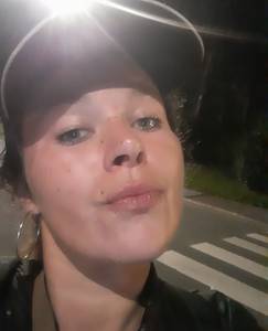 Femme célibataire 30 ans à Amiens