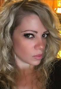 Petite coquine  coquine à plan-cul-vitrolles