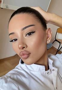 Femme célibataire 18 ans à Poitiers