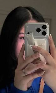 Femme célibataire 20 ans à Saint-Etienne