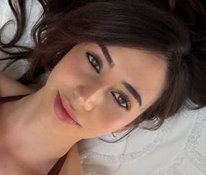 Femme célibataire 23 ans à Rouen