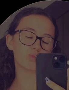 Femme célibataire 23 ans à Nanterre