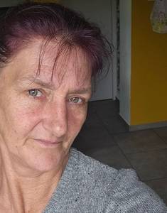 Femme célibataire 53 ans à Arras