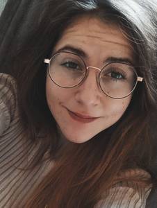 Femme célibataire 25 ans à Puy-en-Velay