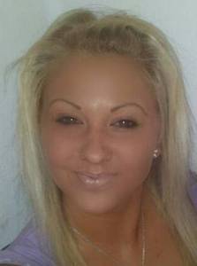 Femme célibataire 27 ans à Amiens