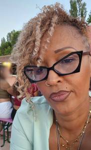 Femme célibataire 46 ans à Marseille