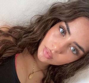 Femme célibataire 21 ans à Annemasse