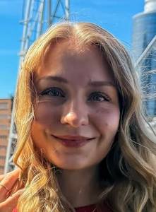 Femme célibataire 34 ans à Paris-7e