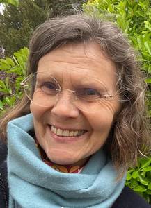 Femme célibataire 64 ans à Troyes