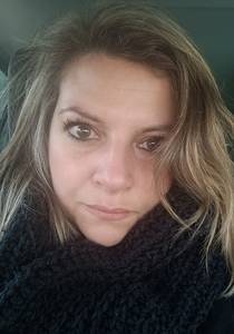 Femme célibataire 40 ans à Nyon