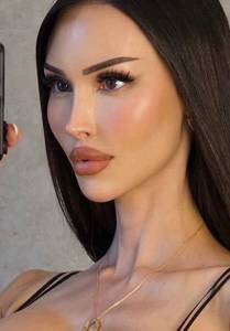 Femme célibataire 33 ans à Paris-14e