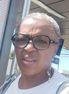 Femme célibataire 66 ans à Hasselt