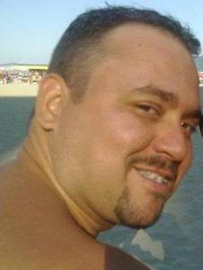 Tu veux prendre contact? célibataire de Santos