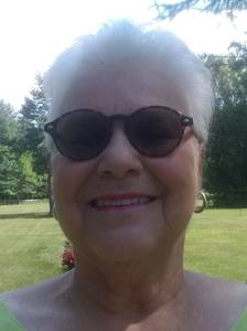 Soibud2, femme coquine de 73 ans - Saint-Pierre