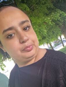 Femme célibataire 27 ans à Neuchatel