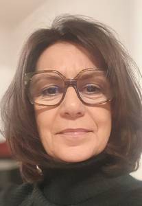 Femme célibataire 66 ans à Nanterre