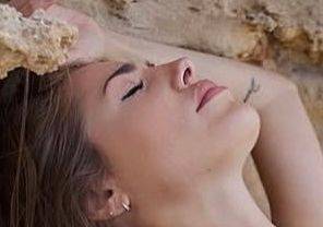 Joy rencontre avec Joy