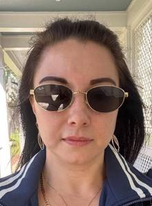 Petite coquine cheveux noir coquine 