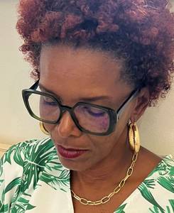 Femme célibataire 52 ans à Ottawa