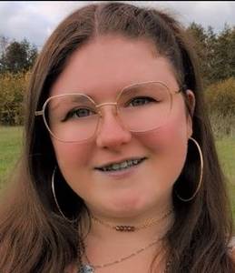 Femme célibataire 28 ans à Amiens