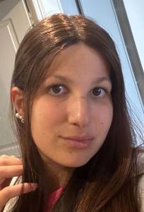 Femme célibataire 23 ans à Nanterre