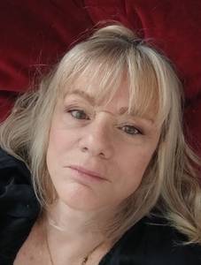 Femme célibataire 64 ans à Vienne