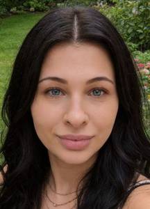 Stella, 25 ans, sur Albi depuis quelques temps. Je suis ici pour passer le temps, sans me prendre la t�te ??
