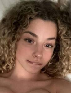 Mathildedupet51, femme coquine de 18 ans - L'Assomption
