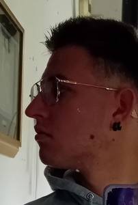célibataire 21 ans
