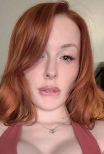 Femme célibataire 28 ans à Toulon