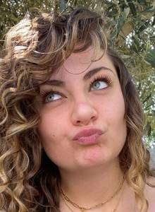 Lou, femme coquine de 22 ans - Hrault
