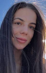 Femme célibataire 25 ans à Paris-7e