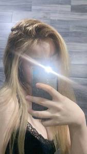 Berenicebettershou, femme coquine de 29 ans - Rh�ne