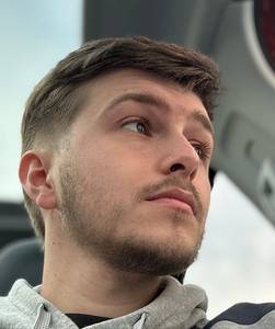Tom