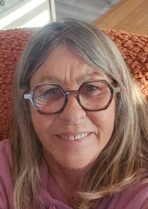 Femme célibataire 67 ans à Outaouais