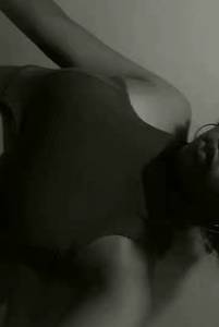 Lesbican, femme coquine de 20 ans - Aruj�