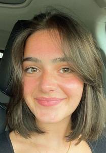 Femme célibataire 21 ans à Paris-17e
