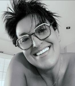 Femme célibataire 55 ans à Monthey