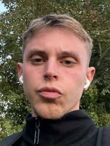 célibataire 23 ans