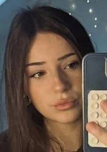 Perrine, femme coquine de 18 ans - Paris