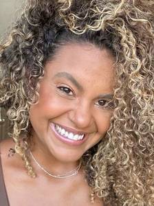 Femme célibataire 25 ans à Saint-Denis