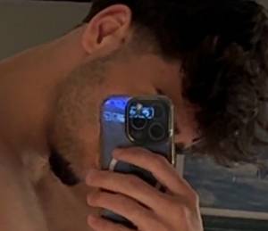 Tu veux prendre contact? célibataire de Lure